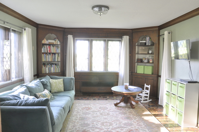 dinning room turned playroom