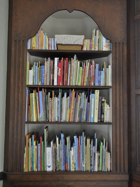 wooden built in bookcase