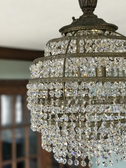 Craigslist chandelier deals